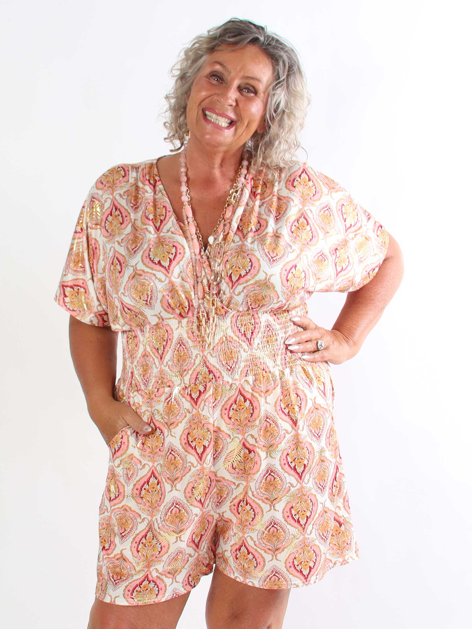 Pams Oasis Playsuit - Plus size elastisk buksedragt med mønster